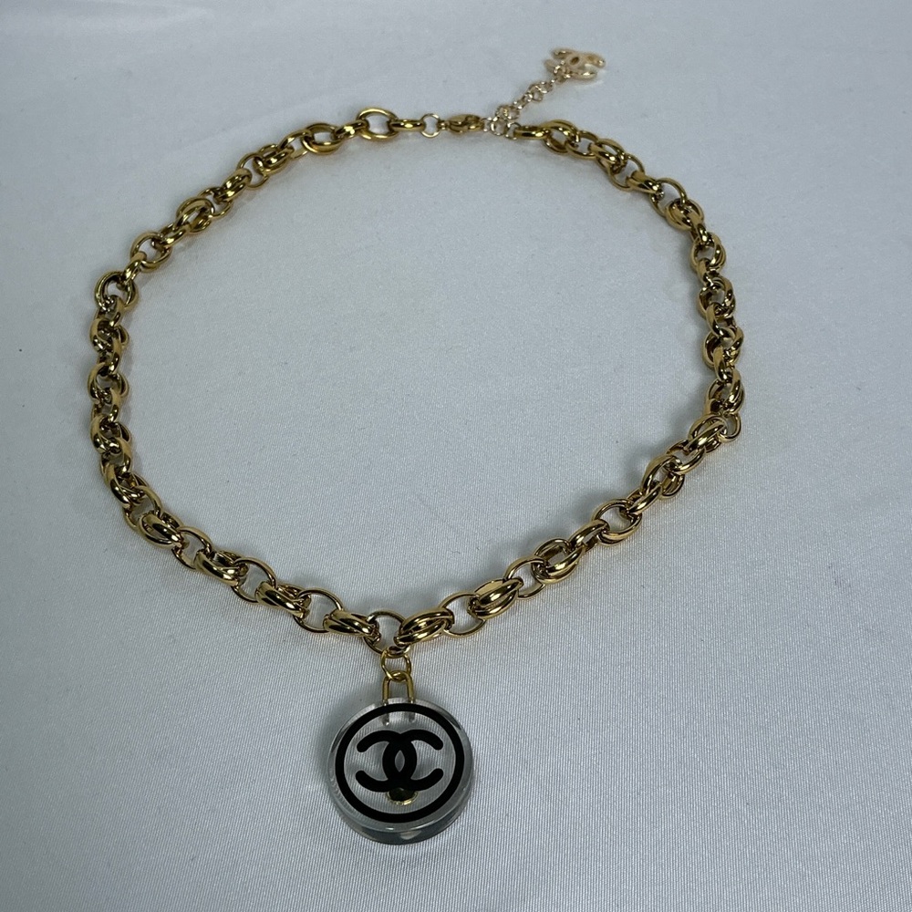 Open Link Gold Chain Necklace with Chanel Pendant - Picture 2 of 7